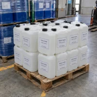 Stacked white plastic jerrycans of diethyl sulfate (CAS 64-67-5) on a wooden pallet