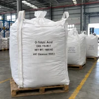 O-Toluic Acid CAS 118-90-1 1000kg jumbo bag placed on wooden pallet at warehouse